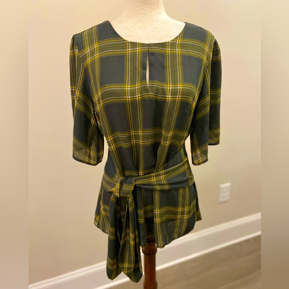 Ann Taylor Top NWOT